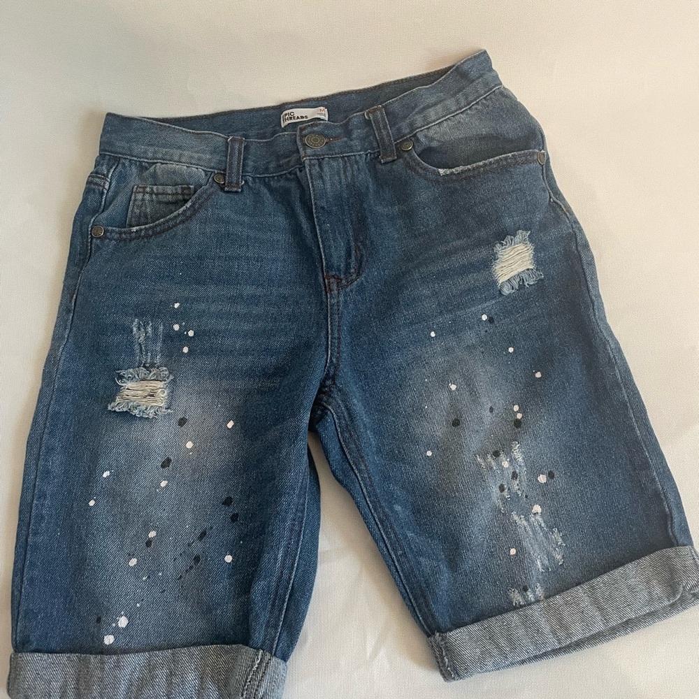 Big Boy’s Epic Threads Distressed Jean Shorts! Size 10